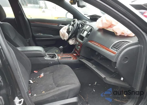 2012 Chrysler 300 z USA, uszkodzony, nr VIN 2C3CCAAG2CH107156